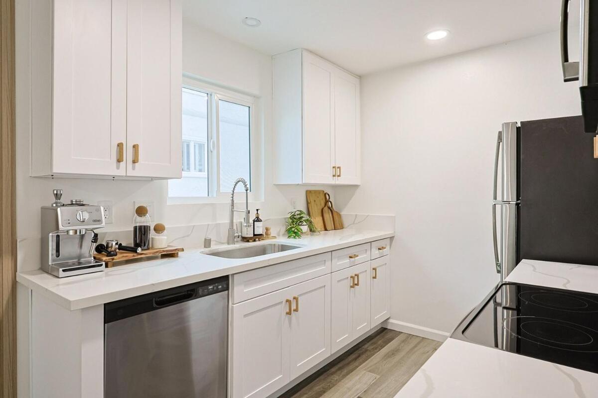 Apartment Immaculate Near Balboa Park & Attractions
